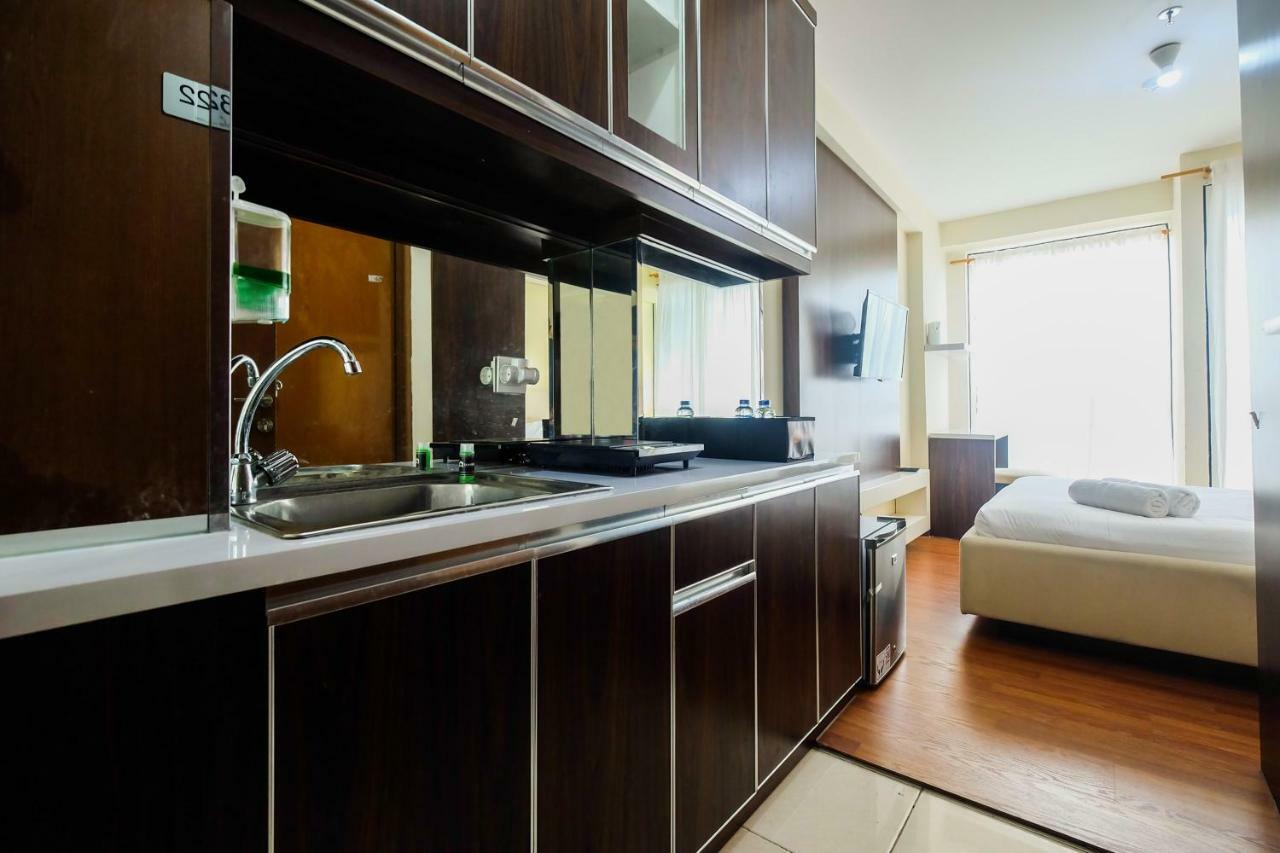 Comfy Tifolia By Travelio * Jakarta
